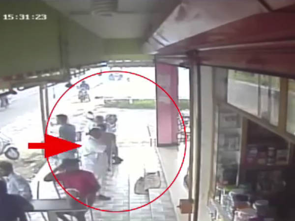 Huge Money looted from two wheeler In Thiruppur Huge Money looted from two wheeler In Thiruppur