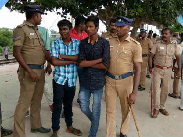 பெற்றோருக்கு மன உளைச்சல்