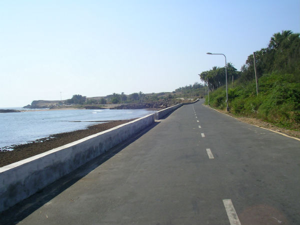 கடற்கரை சாலை