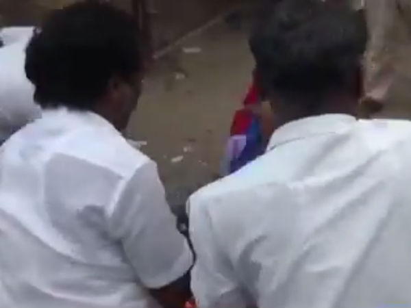 உருட்டுக்கட்டையால் தாக்குதல்