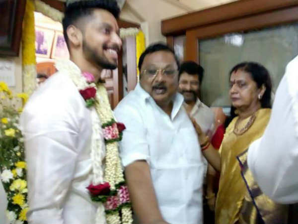 கோபலாபுரம் வருகை