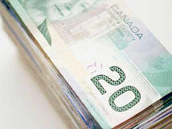 Canadian man has fined Rs. 7,600 for singing loudly in public Canadian man has fined Rs. 7,600 for singing loudly in public