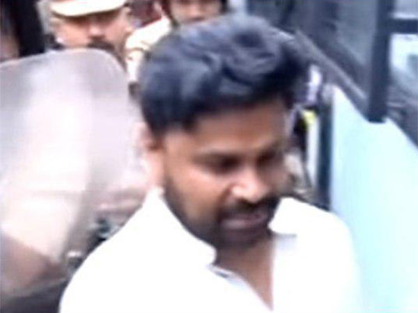 Kerala HC issues bail for Dhilip Kerala HC issues bail for Dhilip
