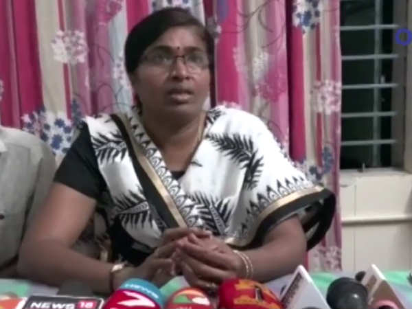 Sivaganga district collector Latha told the statistics of dengue affected Sivaganga district collector Latha told the statistics of dengue affected