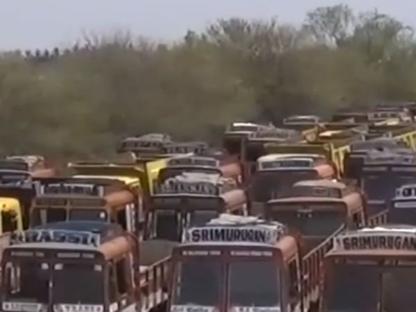 Lorry owners are in Strike Lorry owners are in Strike