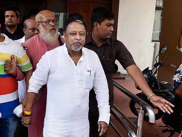 Mukul Roy MP submitted resignation to Venkaiah Naidu Mukul Roy MP submitted resignation to Venkaiah Naidu
