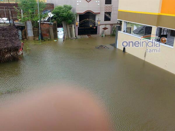 ஓபிஎஸ் வீட்டை சூழ்ந்த வெள்ளம்
