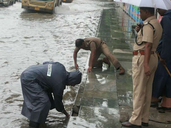 முன் மாதிரி போலீஸ்காரர்