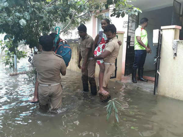 ரியல் ஹீரோக்கள்