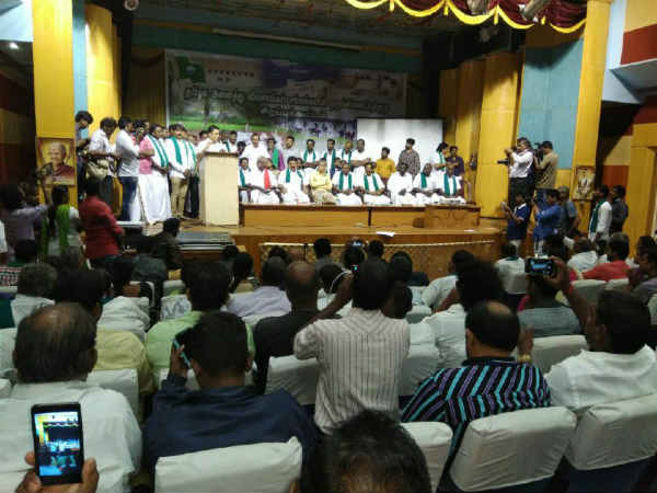 அரசியல் பிரவேசம்