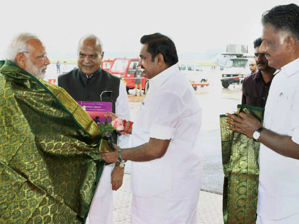 அதிமுக அரசு மீது அதிருப்தி