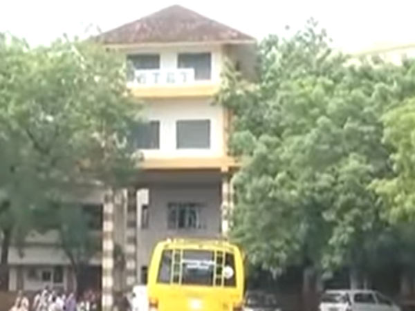 தொடர்கிறது சோதனை