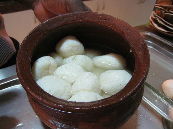 எங்களுக்கே சொந்தம்
