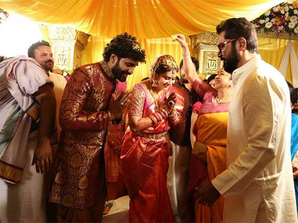 சரத்குமார், ராதிகா பங்கேற்பு