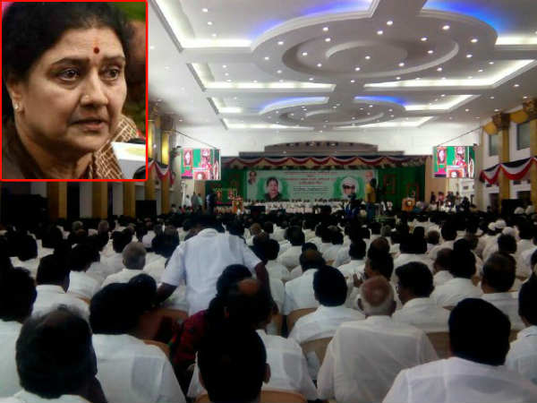 சசிகலா அண்ட் கோ போய்விட்டது