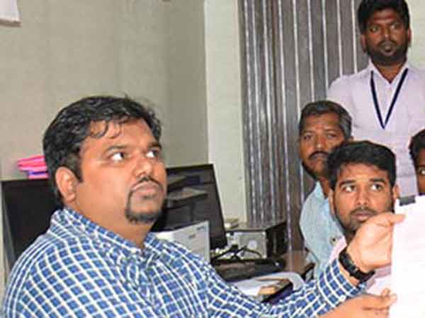 4 சுயேட்சைகள் மனுத் தாக்கல்