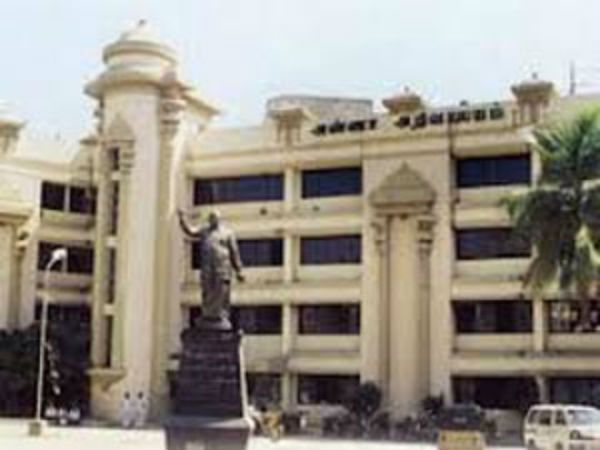 DMK postpones protest against Centre DMK postpones protest against Centre
