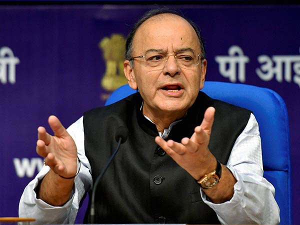 Finance Minister Arun Jaitley says that Congress Patel Community Club is to cheat people on Reservation Finance Minister Arun Jaitley says that Congress Patel Community Club is to cheat people on Reservation