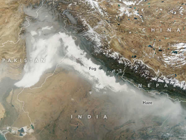 NASA photos showing smoke clouds in Delhi NASA photos showing smoke clouds in Delhi