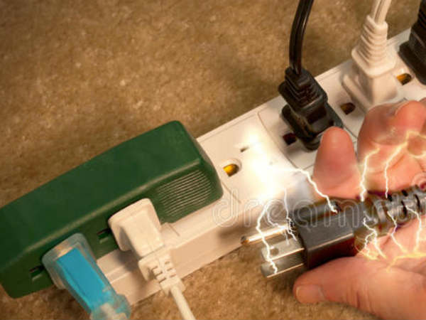 Boy died electrocuted in Viruthunagar Boy died electrocuted in Viruthunagar