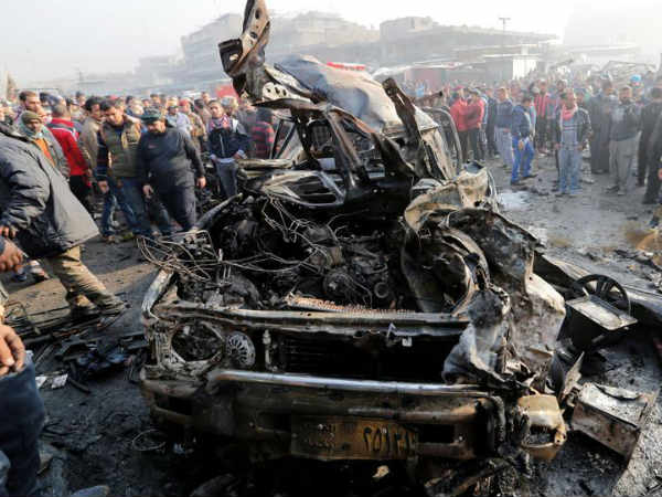 Iraqi bomb attack kills at least 21 people Iraqi bomb attack kills at least 21 people