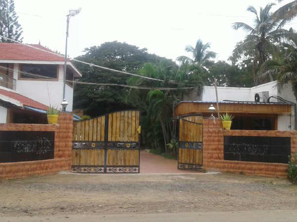IT Officials raid in Wood Saw mills at Sengottai Thirunelveli Dsitrict IT Officials raid in Wood Saw mills at Sengottai Thirunelveli Dsitrict