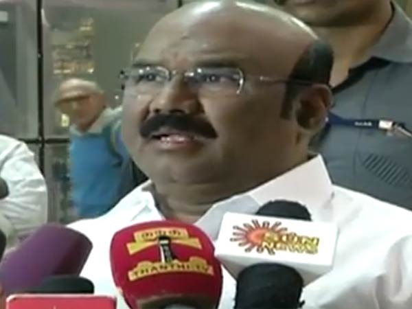 There is no connection between IT raid and Tamilnadu government There is no connection between IT raid and Tamilnadu government