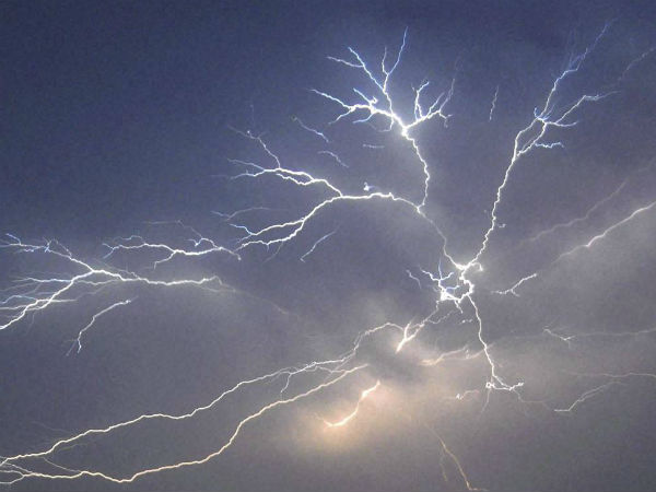 Heavy rain at isolated places very likely over Andaman & Nicobar Islands and south Tamilnadu: Indian meteorological center Heavy rain at isolated places very likely over Andaman & Nicobar Islands and south Tamilnadu: Indian meteorological center