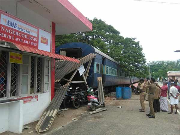 Minor Train accident at Nagercoil damaging Post office inside the Station Minor Train accident at Nagercoil damaging Post office inside the Station