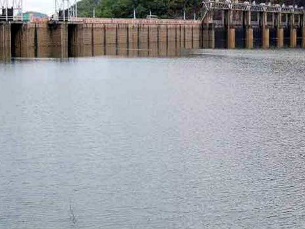 Farmers in shock due to Decrease in Water level at dams of nellai district. Farmers in shock due to Decrease in Water level at dams of nellai district.