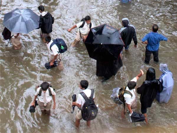 Due to heavy rain holiday announced for schools in Puducherry Due to heavy rain holiday announced for schools in Puducherry