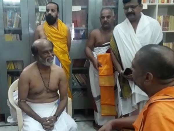 What did Rajini talk with Manthralaya's priest? What did Rajini talk with Manthralaya's priest?