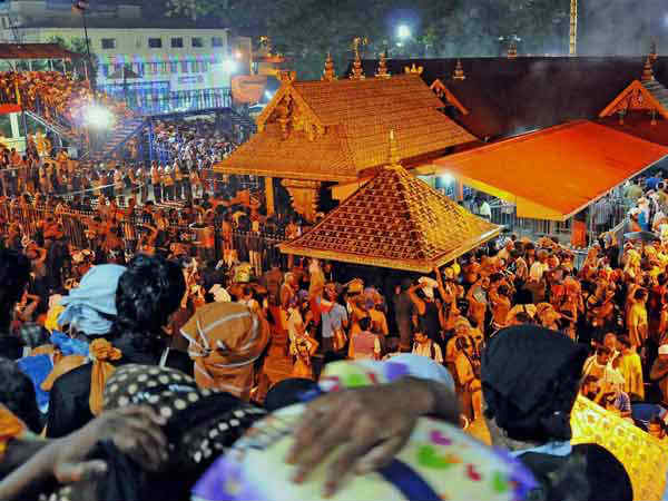 சரணகோஷம் முழங்க சபரிமலை ஐயப்பன் கோவில் நடை திறப்பு - பக்தர்கள் தரிசனம் 