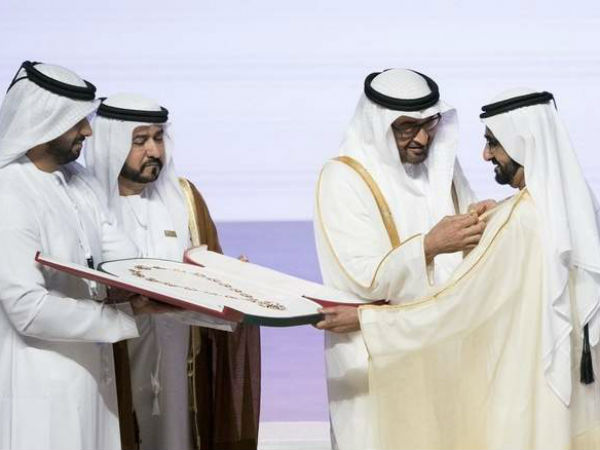 Sheikh Mohammed bin Rashid Al Maktoum, Vice President and Prime Minister of the UAE and Ruler of Dubai received the 'Order of the Mother of the Nation' Sheikh Mohammed bin Rashid Al Maktoum, Vice President and Prime Minister of the UAE and Ruler of Dubai received the 'Order of the Mother of the Nation'