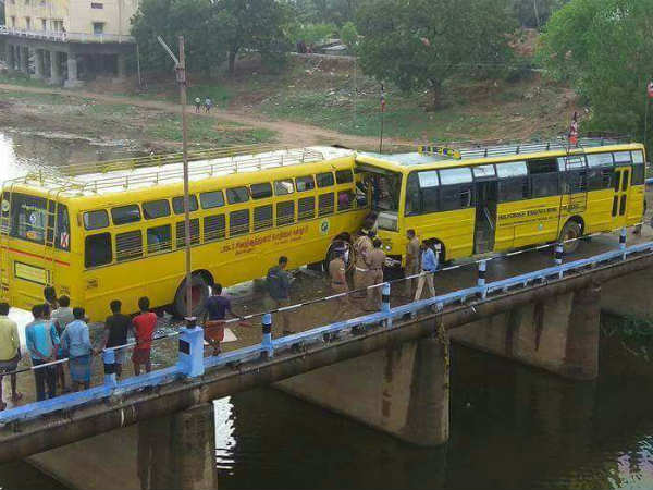 Tiruchendur:Buses clash each other, 30 injured Tiruchendur:Buses clash each other, 30 injured