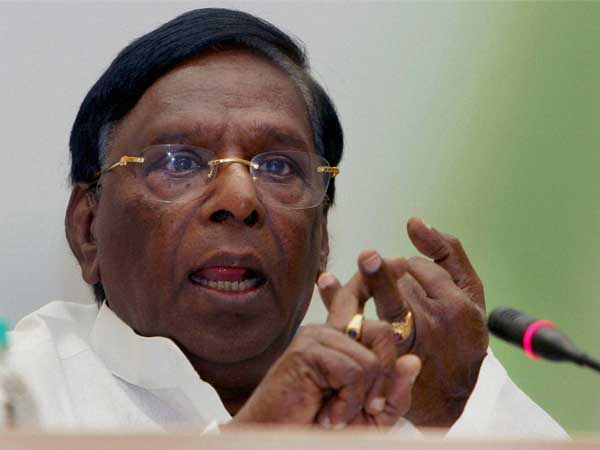 Puducherry governor Kiran bedi acting as Queen: Chief minister Narayanasami Puducherry governor Kiran bedi acting as Queen: Chief minister Narayanasami