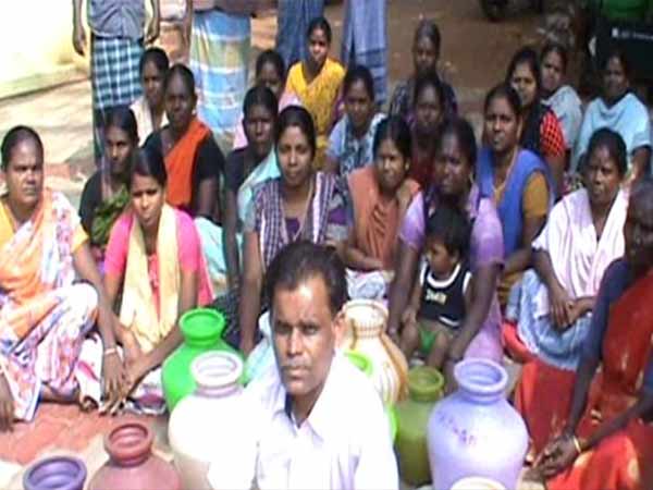 Major Repair in Tuticorin corporation water pipeline Major Repair in Tuticorin corporation water pipeline