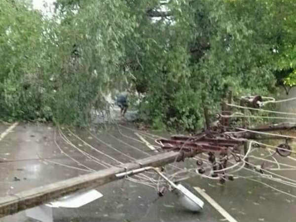 தொலைத்தொடர்பும் இல்லை