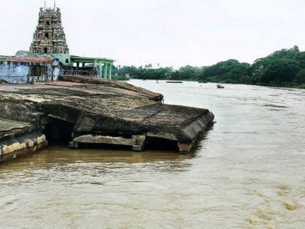 மூழ்கிய குறுக்குத்துறை கோவில்
