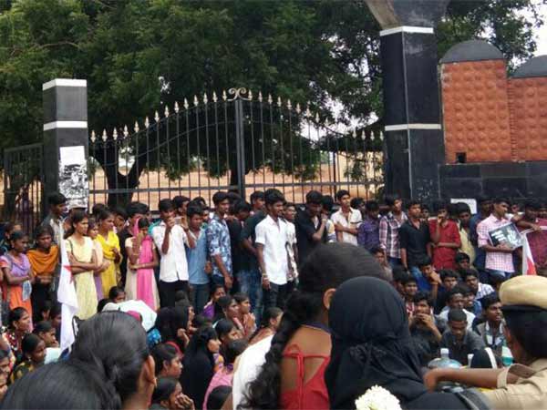 தொடர்ந்து 144 தடை உத்தரவு