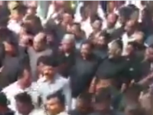 அமைதி பேரணி