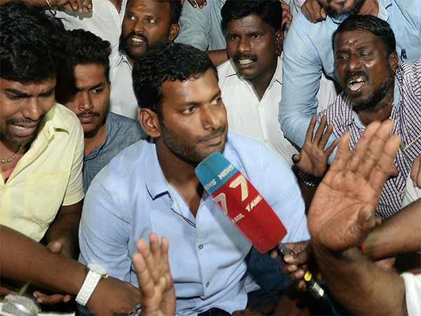 வேட்புமனுக்கள் நிராகரிப்பு