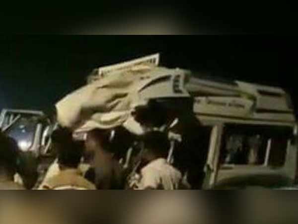 சாலை விபத்து