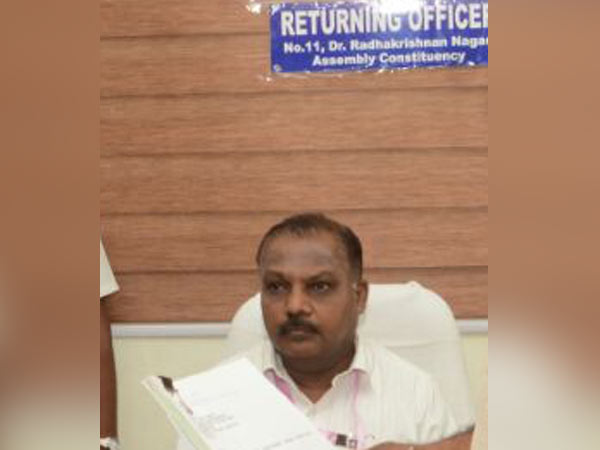 குலுக்கல் முறையில் சின்னம்