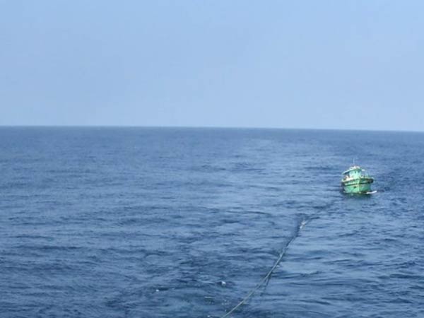 உடல்களை மீட்க நடவடிக்கை வேண்டும்