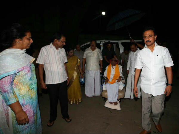 வைரலாகும் போட்டோ