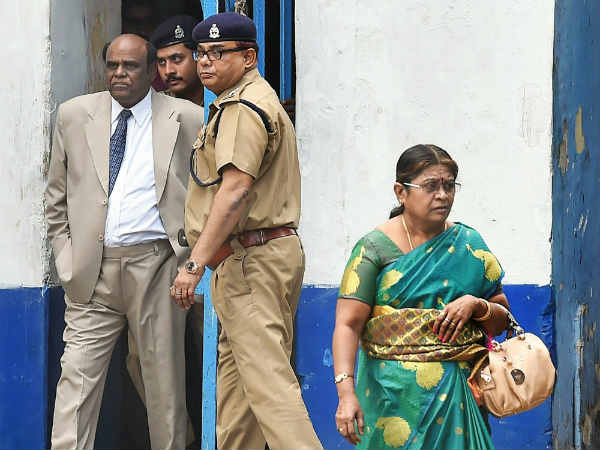 ஊழலில் நீதித்துறை பிரச்சாரம்