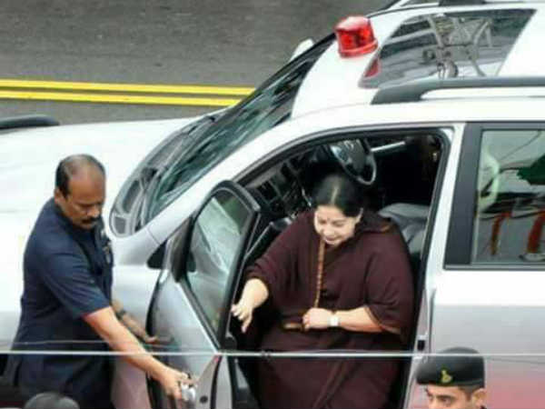 எப்படி அனுமதித்திருப்பார்?