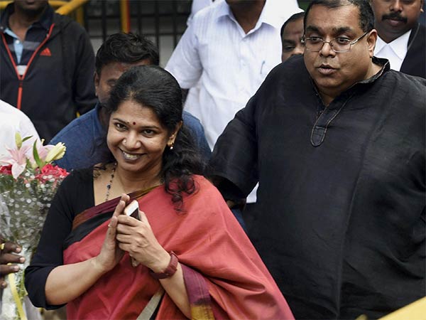 திமுக தலைவர்களிடம் ஆசி