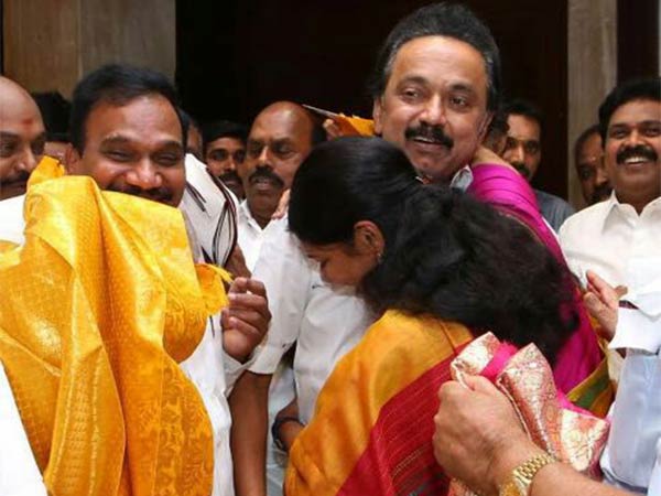 கனிமொழி மகிழ்ச்சி